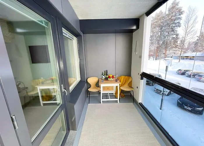 Docent's Flat * יואנסו